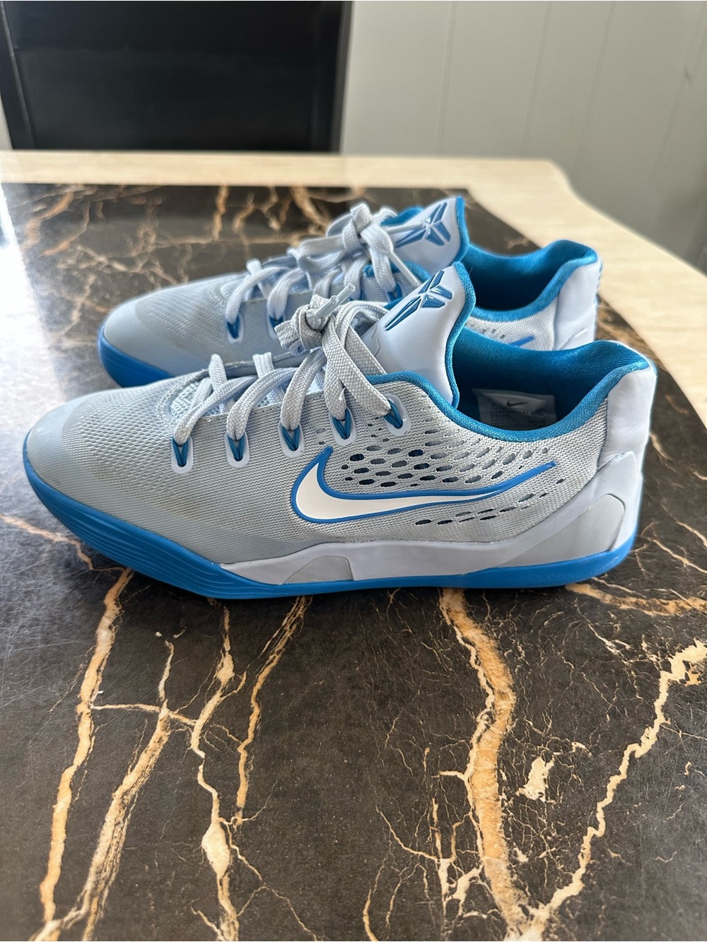 Nike Kids Light Gray and Blue Low-Top Sneakers